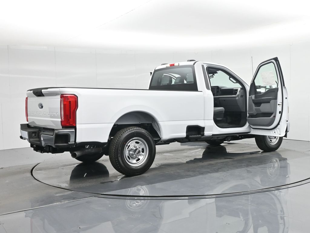 2025 Ford F-250 Super Duty XL