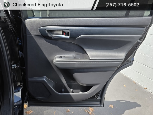 2023 Toyota Highlander XLE photo 43
