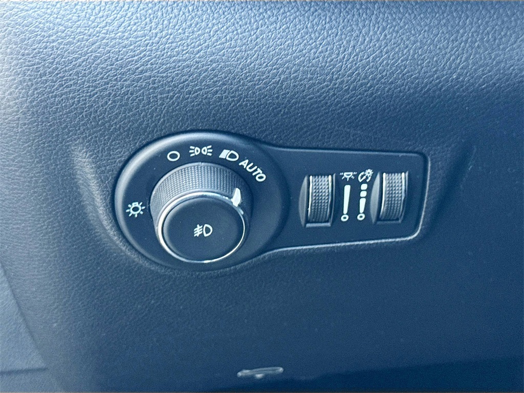 2023 Jeep Compass Trailhawk photo 10