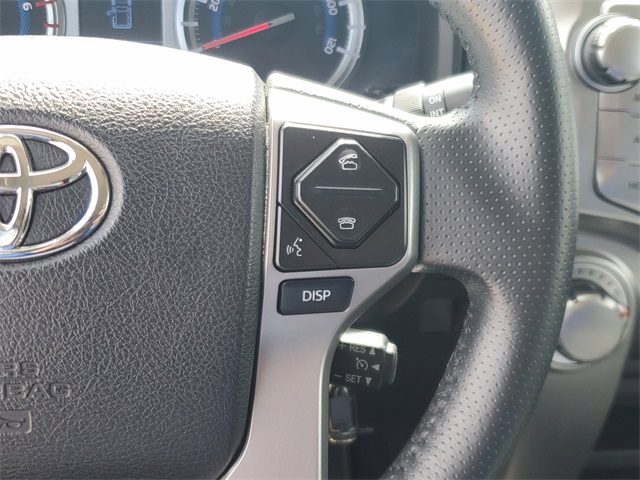 2017 Toyota 4Runner SR5 Premium photo 23