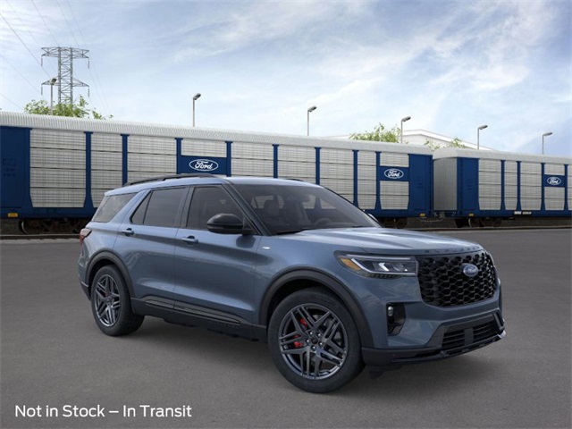 2025 Ford Explorer ST-Line photo 4