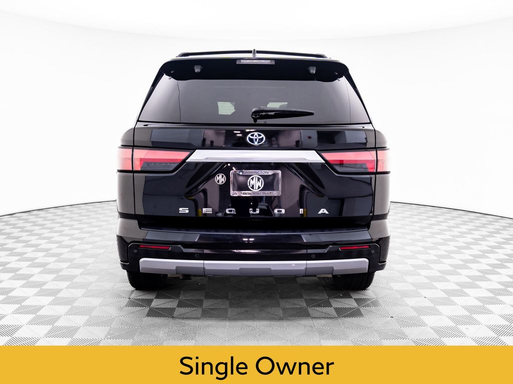 2024 Toyota Sequoia Capstone photo 4