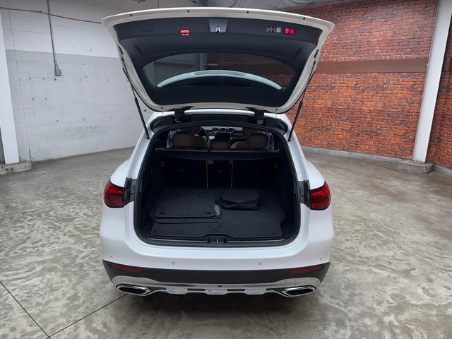 2025 Mercedes Benz GLC 350e 4MATIC photo 23