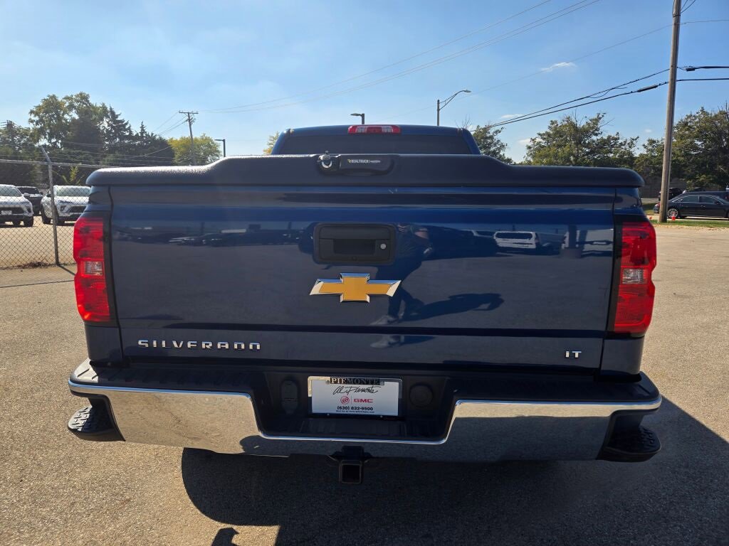 2017 Chevrolet Silverado 1500 LT photo 12