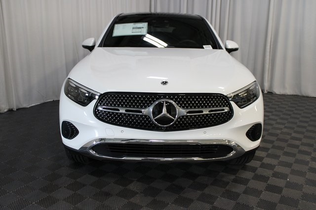 2026 Mercedes Benz GLC 300 4MATIC photo 2