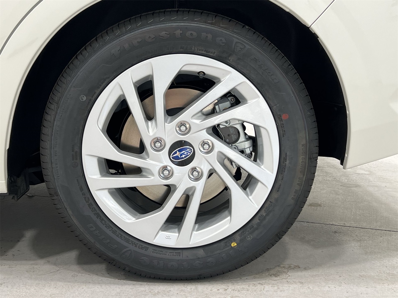 2025 Subaru Impreza Base photo 9