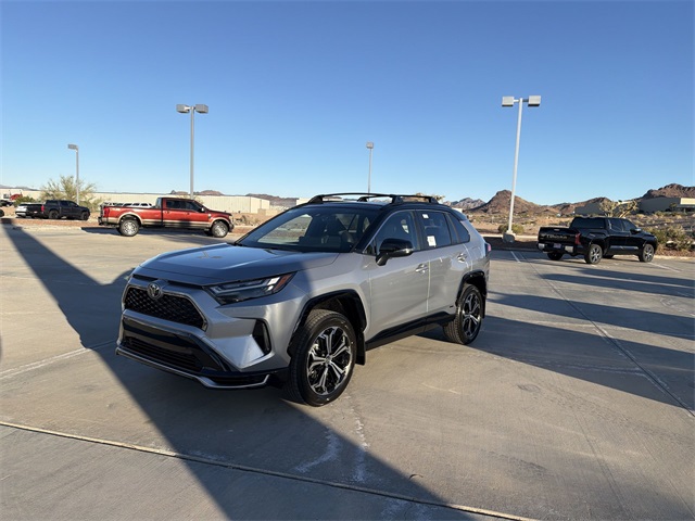 2025 Toyota RAV4 XSE's photo