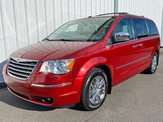 2010 Chrysler Town & Country Limited photo 6