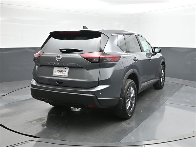 2026 Nissan Rogue S photo 11