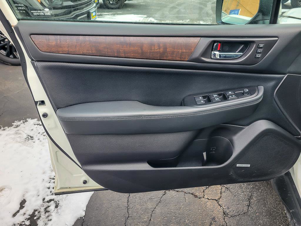 2017 SUBARU OUTBACK - Image 22