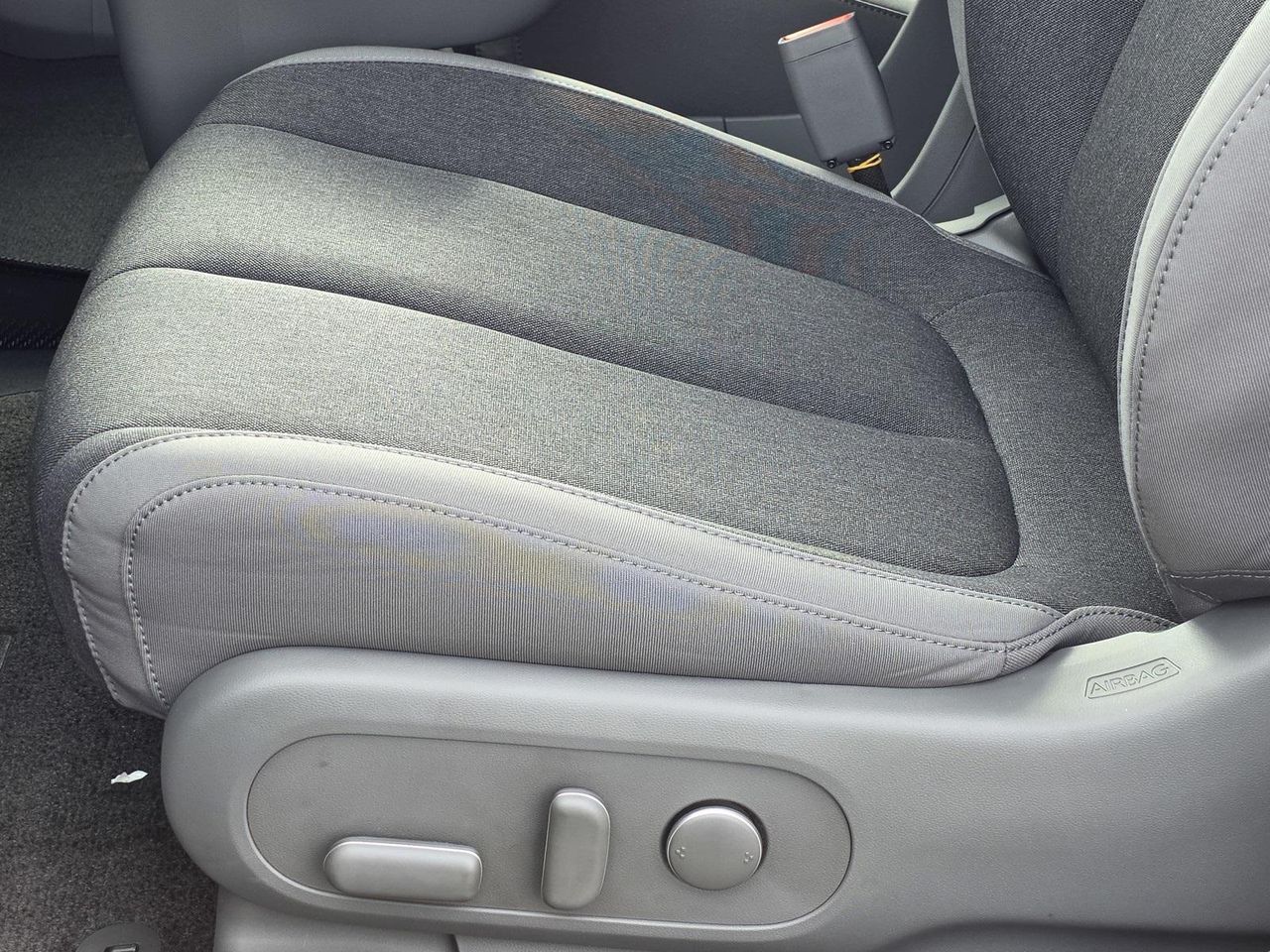 2025 Hyundai Ioniq 5 SE photo 23