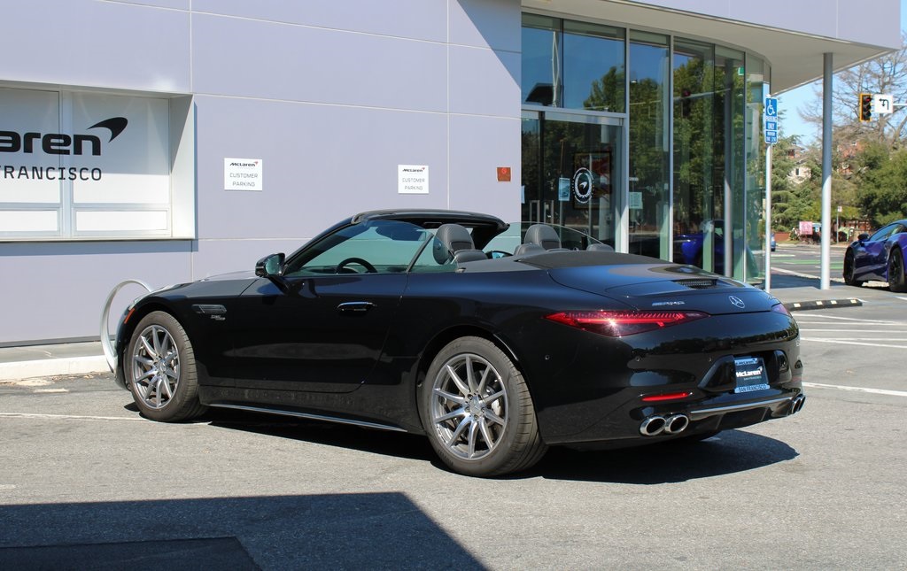 2023 Mercedes Benz SL AMG 43 photo 16
