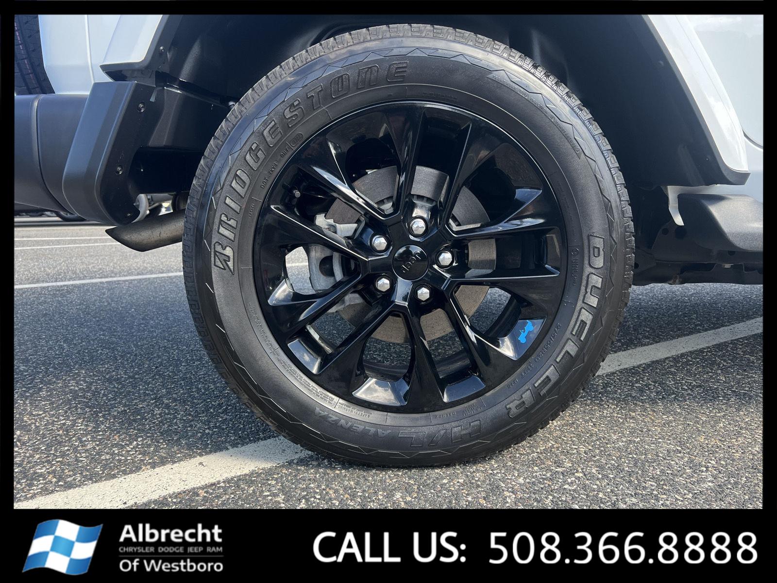 2022 Jeep Wrangler Unlimited Sahara 4xe photo 32