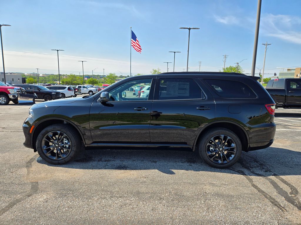 2025 Dodge Durango GT photo 3