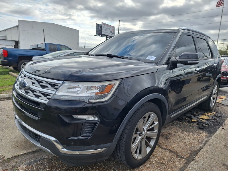 2019 Ford Explorer Limited's photo