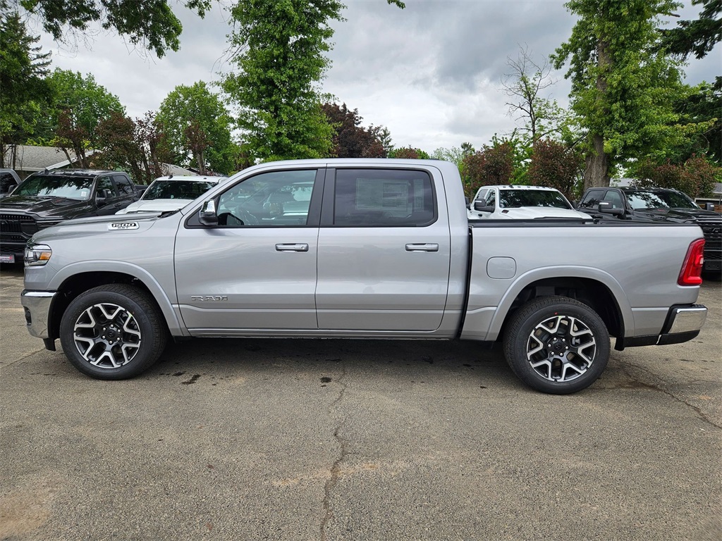 2025 Ram 1500 Laramie photo 4