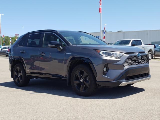 2020 Toyota RAV4 Hybrid XSE photo 3