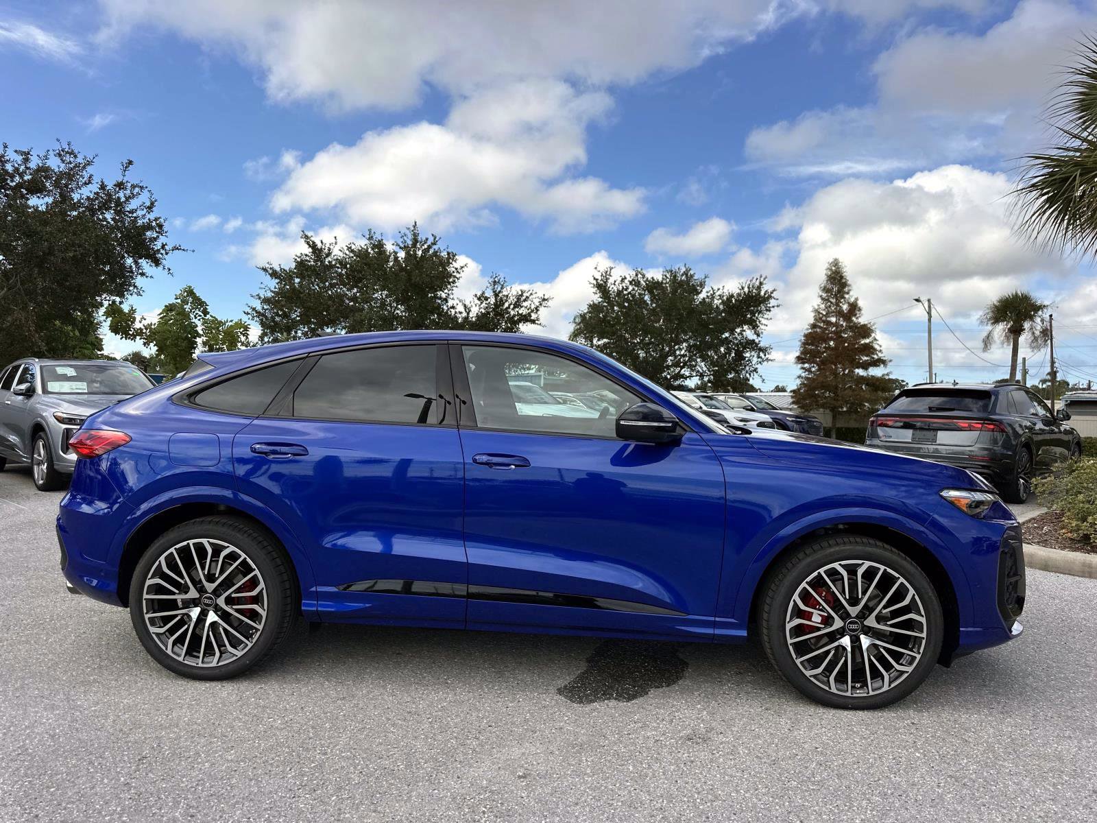 2025 Audi SQ5 Prestige photo 3