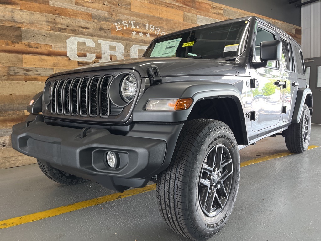 2025 Jeep Wrangler Sport S photo 7