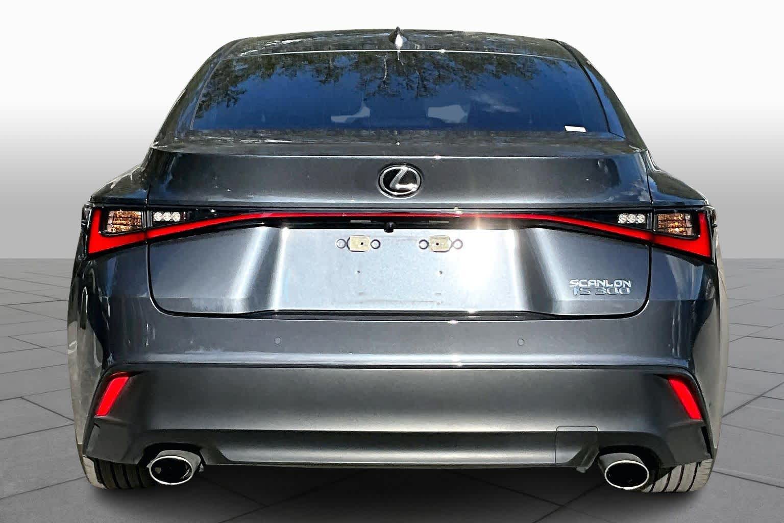 2024 Lexus IS 300 photo 4