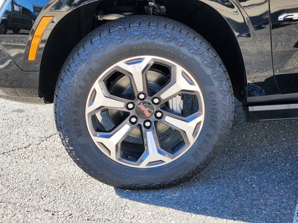 2026 Gmc Yukon XL AT4 Ultimate photo 6