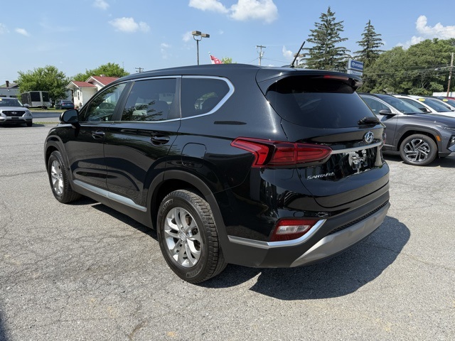2020 Hyundai Santa Fe SE photo 5