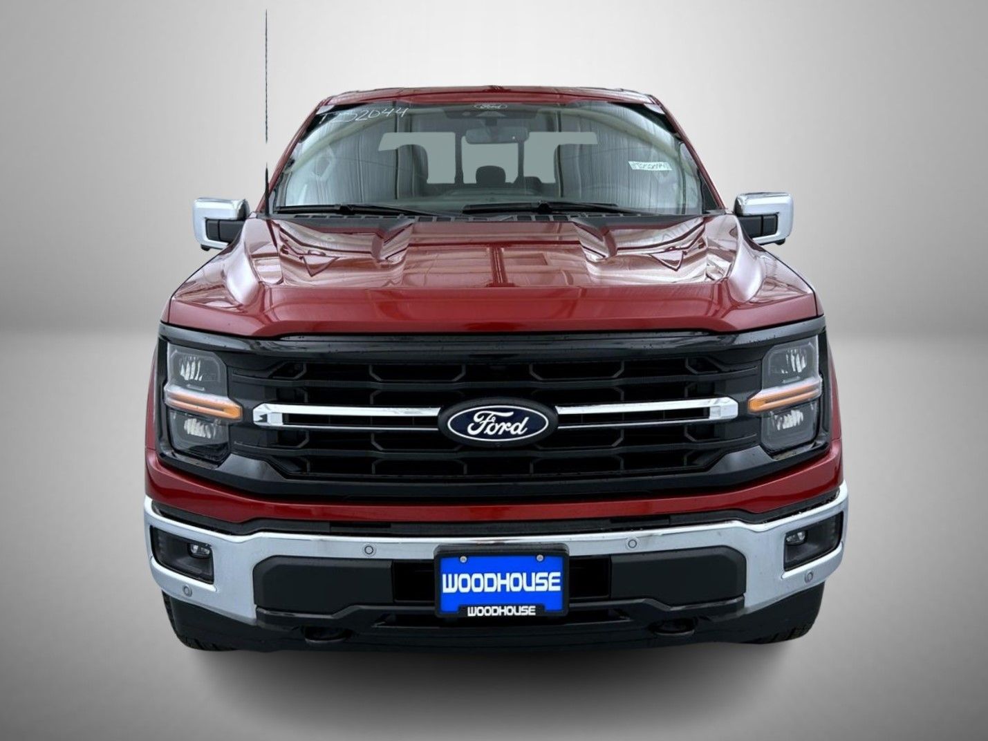 2025 Ford F-150 XLT photo 2