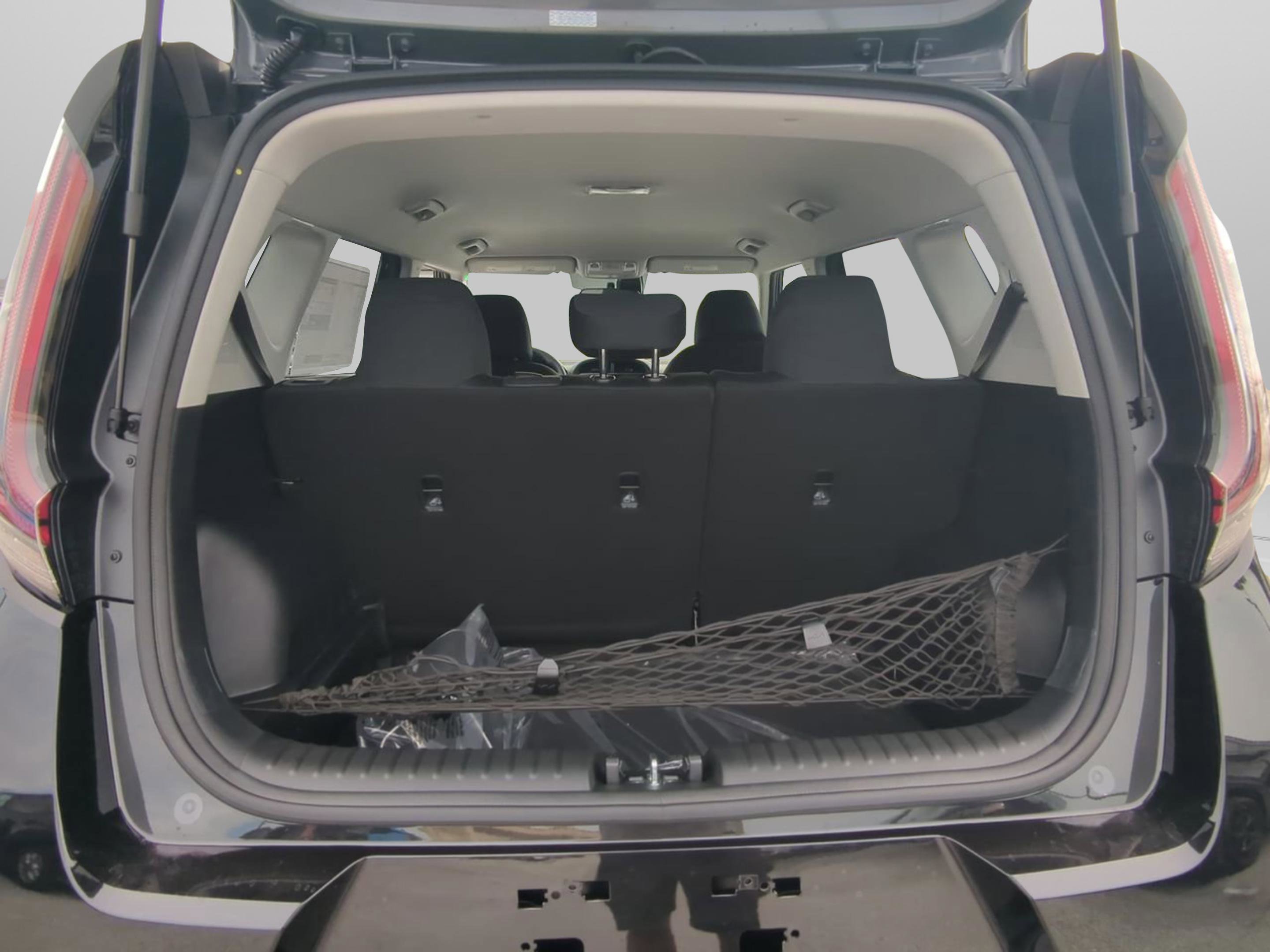 2025 Kia Soul LX photo 9
