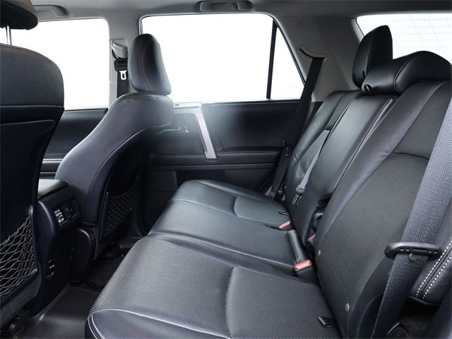 2018 Toyota 4Runner SR5 photo 22