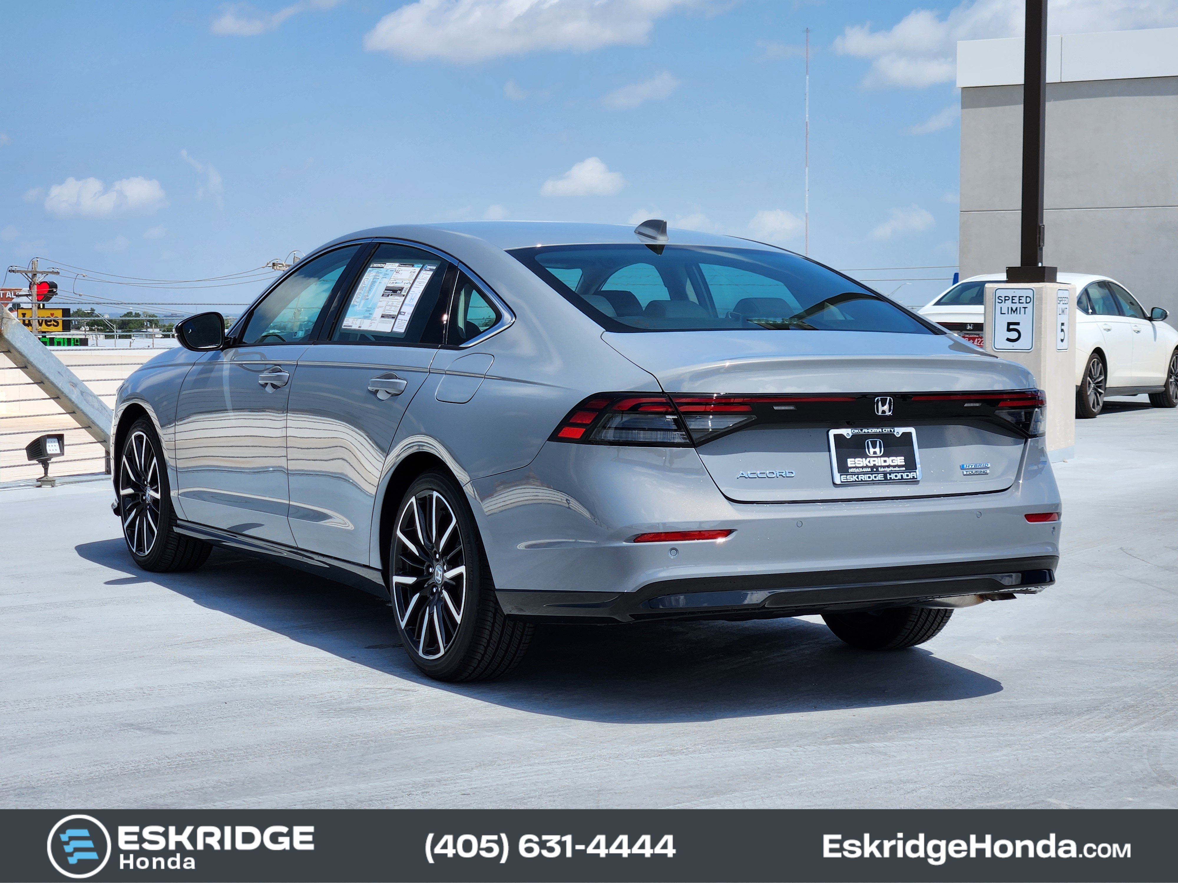 2025 Honda Accord Hybrid Touring photo 3