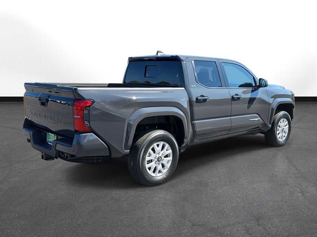 2025 Toyota Tacoma SR5 photo 5