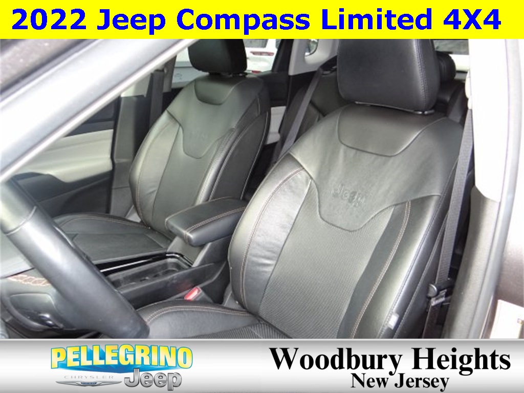 2022 Jeep Compass Limited photo 9