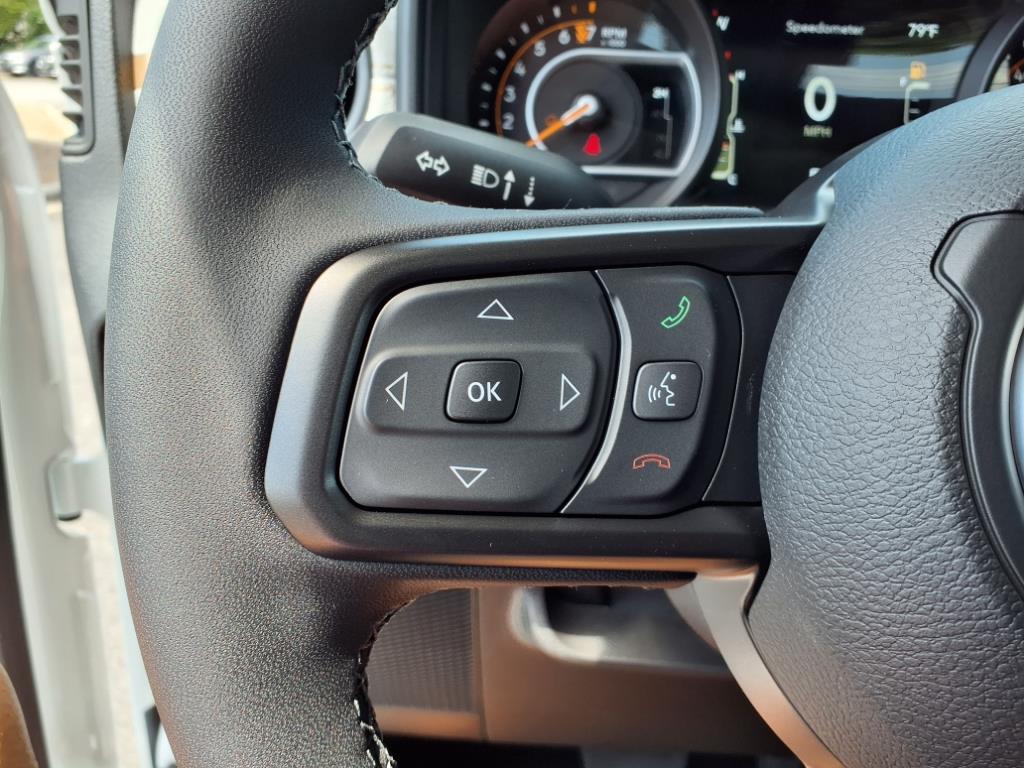 2025 Jeep Gladiator Sport S photo 12