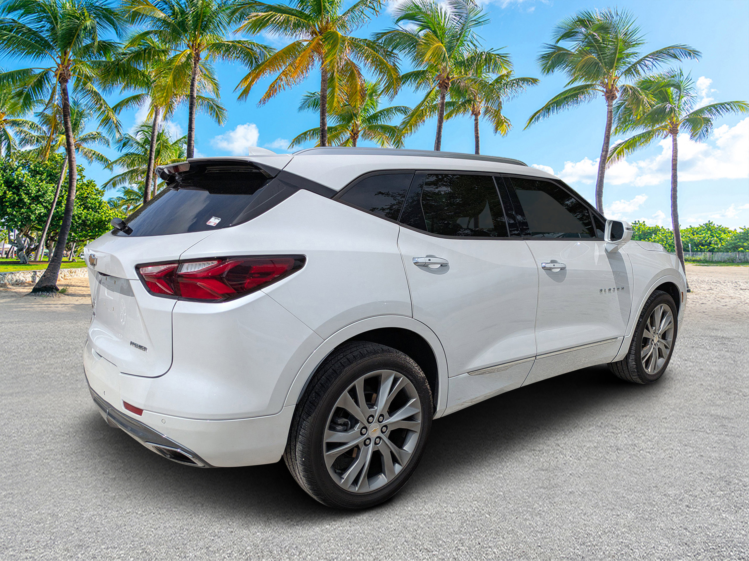 2020 Chevrolet Blazer Premier photo 3
