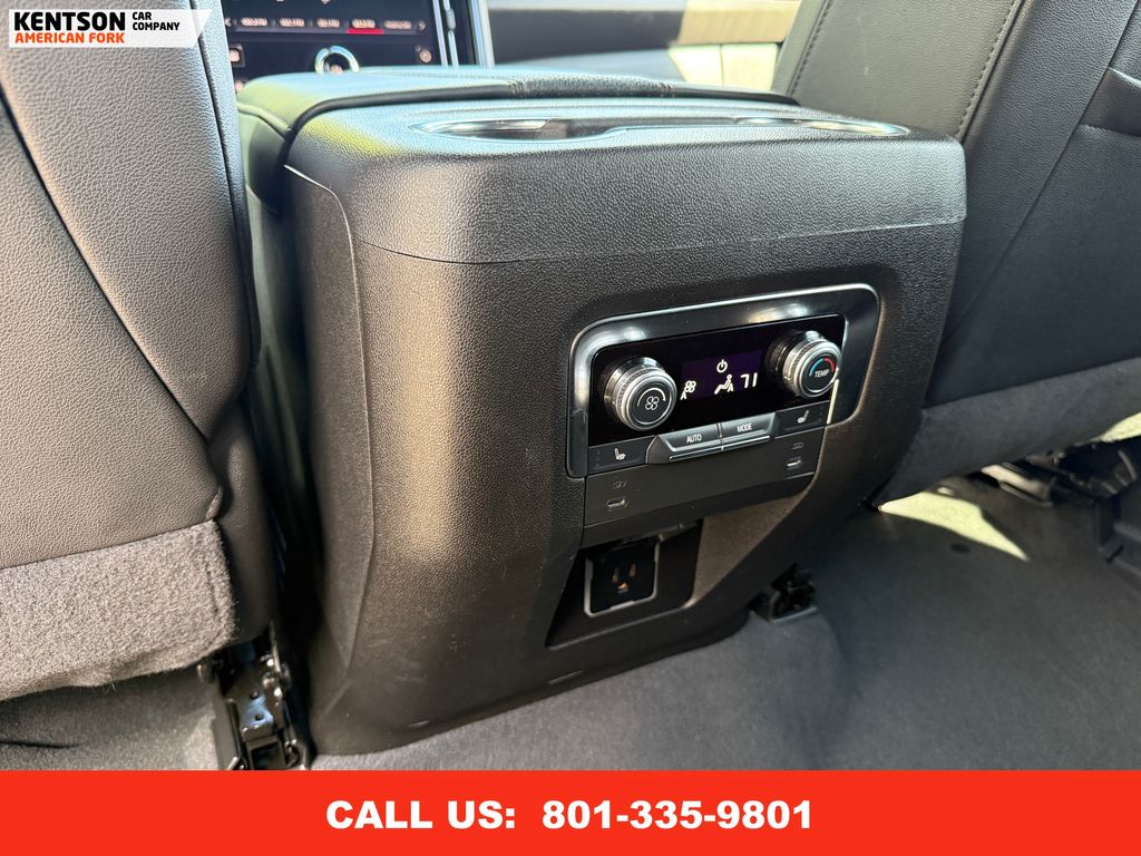 2025 Gmc Yukon XL AT4 photo 33