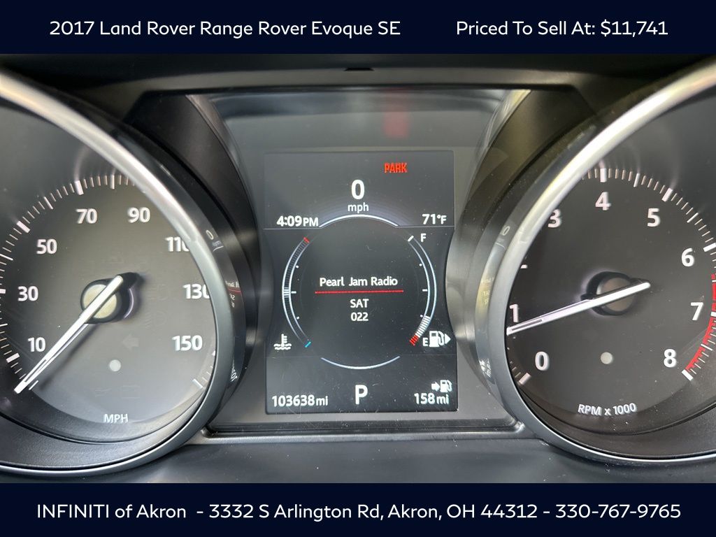 2017 Land Rover Range Rover Evoque SE photo 3