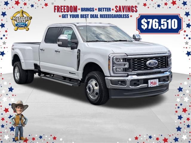 New 2025 Oxford White Ford Lariat image 1