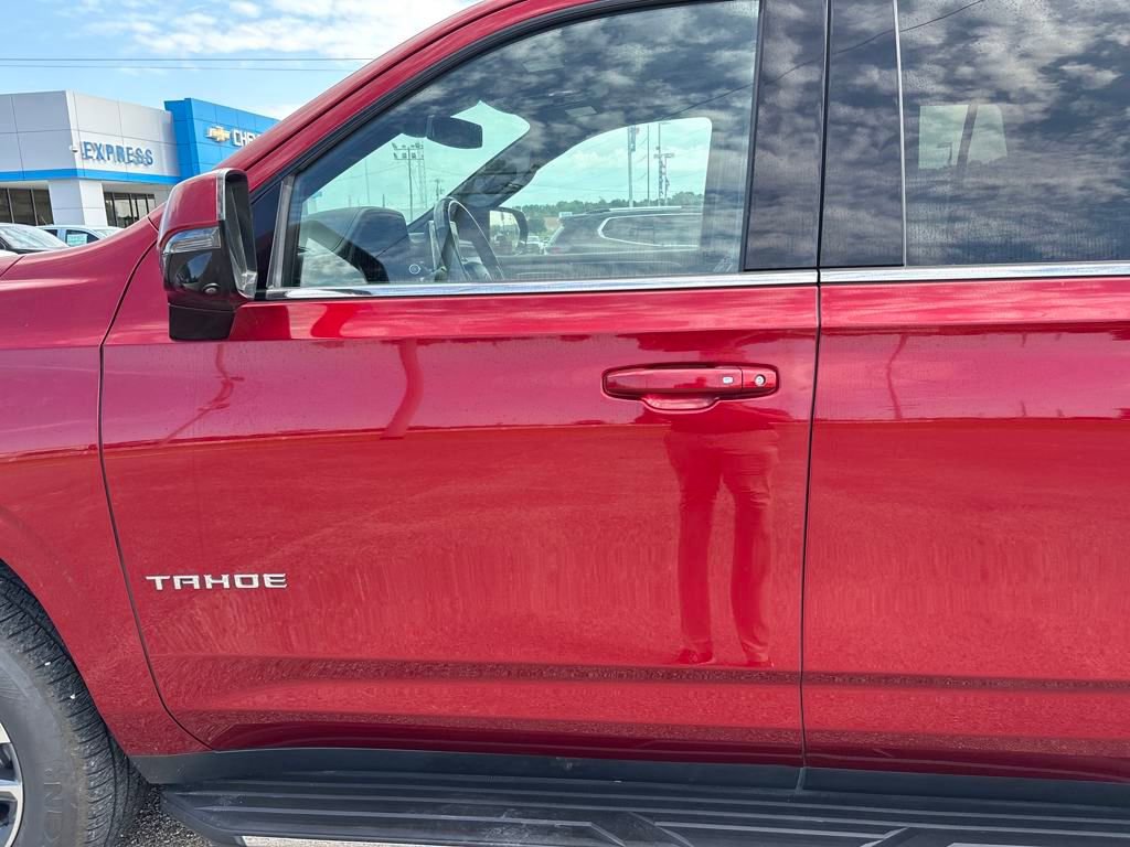2021 Chevrolet Tahoe LT photo 11