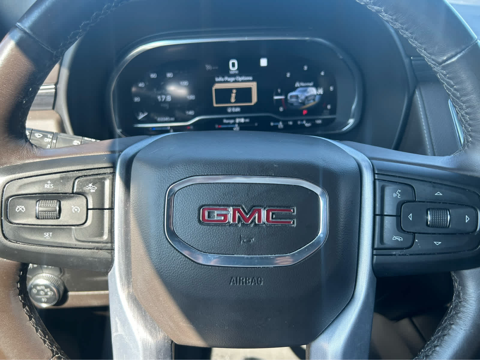 2023 Gmc Yukon SLT photo 11