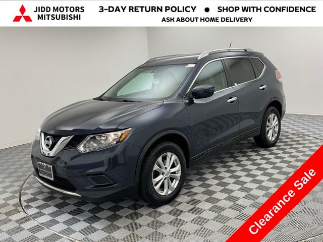 2016 Nissan Rogue SV's photo