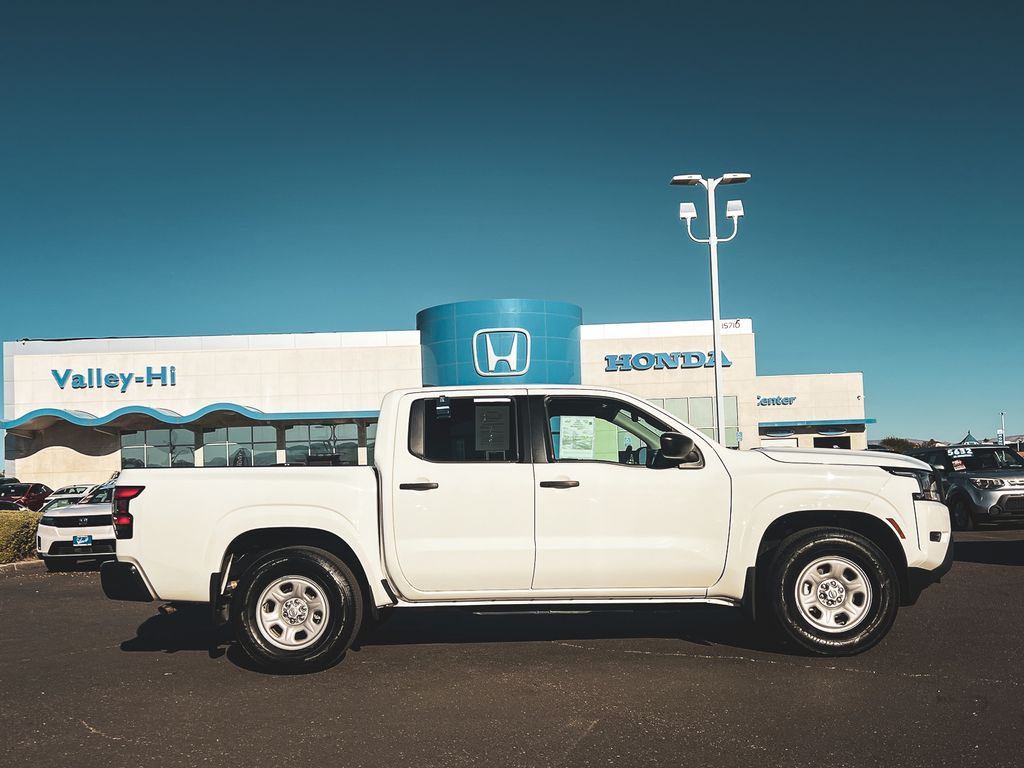 2024 Nissan Frontier S photo 3