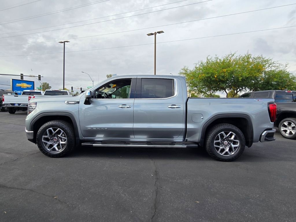 2024 Gmc Sierra 1500 SLT photo 3
