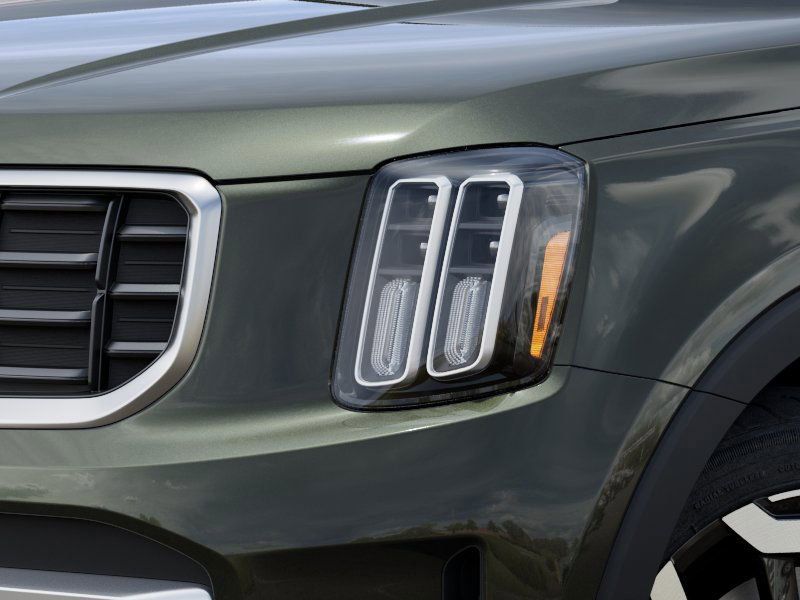 2025 Kia Telluride S photo 8