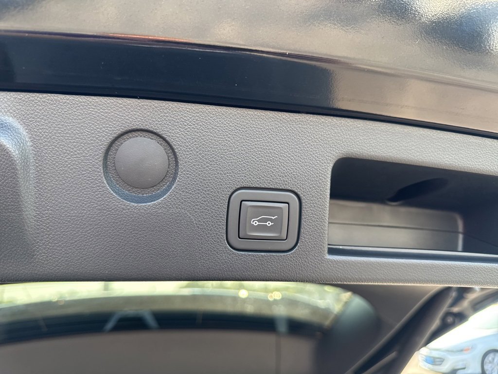2025 Chevrolet Equinox LT photo 14