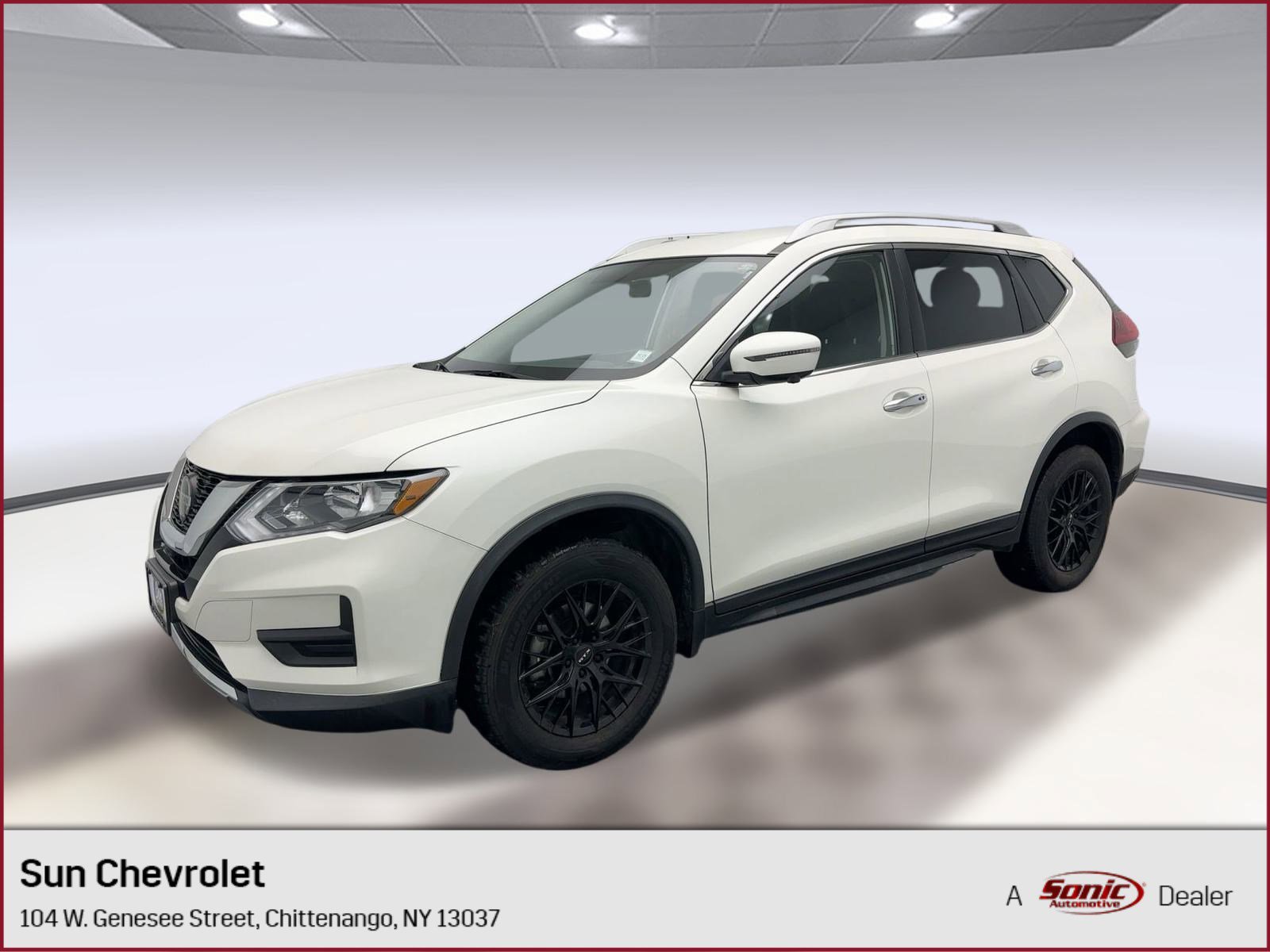 2018 Nissan Rogue SV's photo