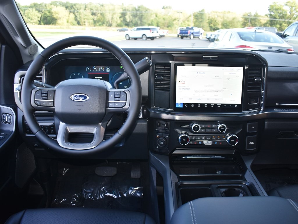 2026 Ford F-350 Lariat photo 18
