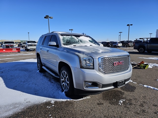 2017 Gmc Yukon Denali photo 3