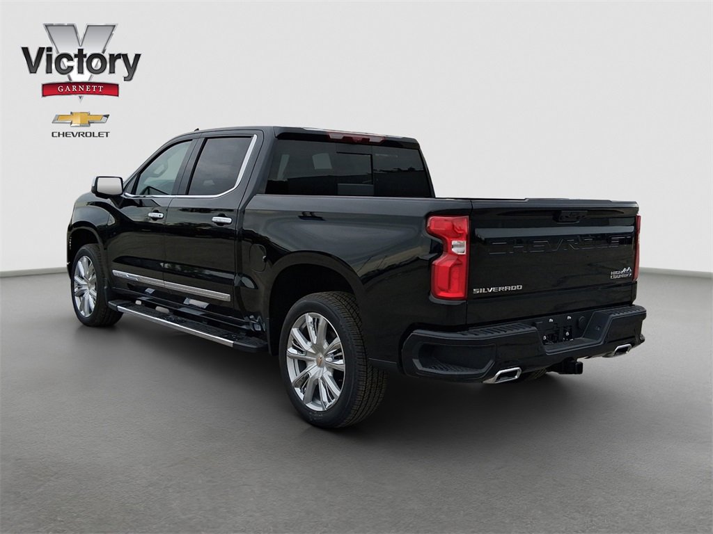 2025 Chevrolet Silverado 1500 High Country photo 4