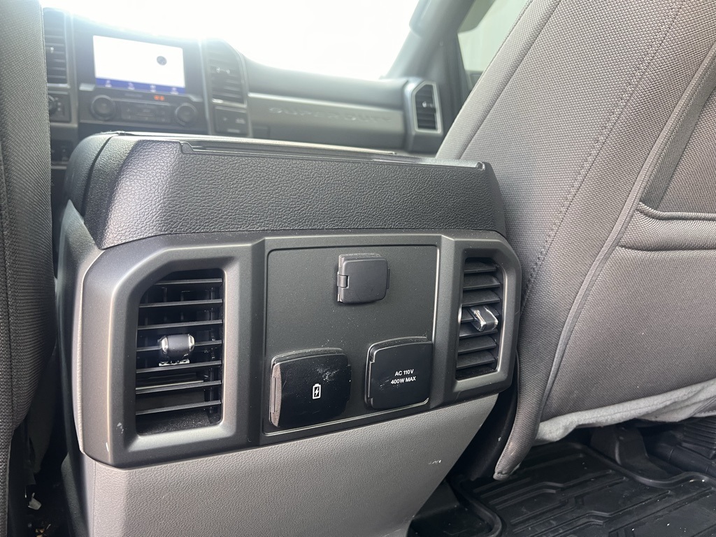 2020 Ford F-250 XLT photo 17