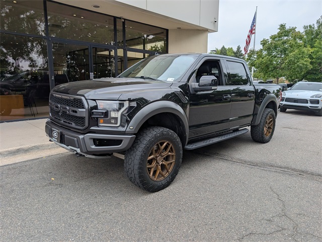 2020 Ford F-150 Raptor photo 2